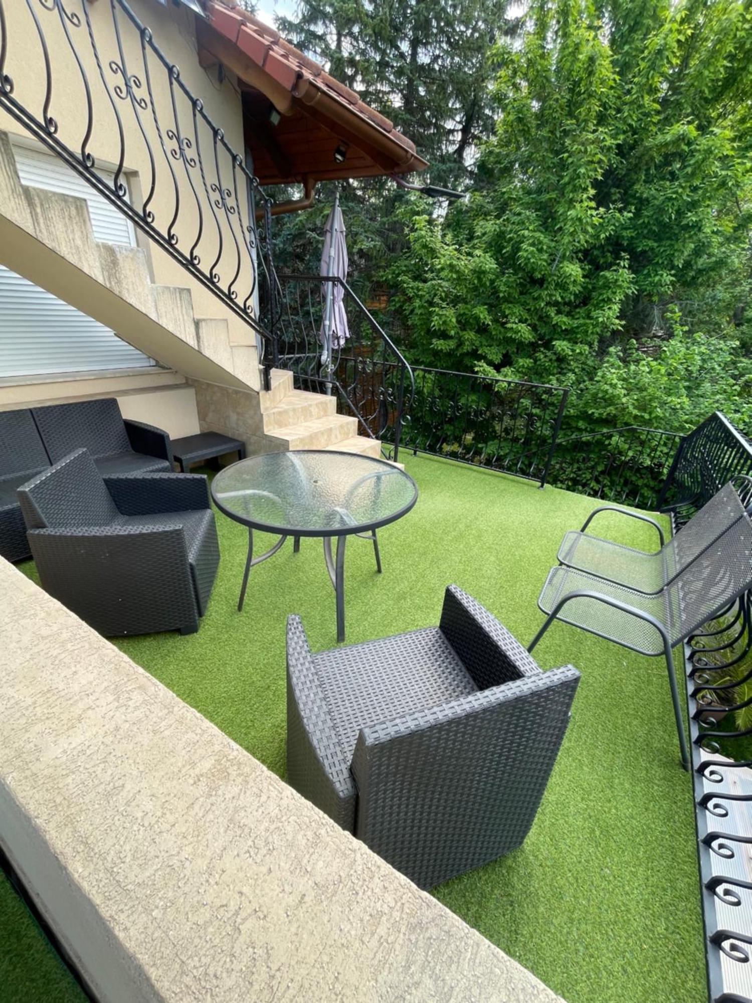 Happy Sun Medences Apartman Siofok Bagian luar foto