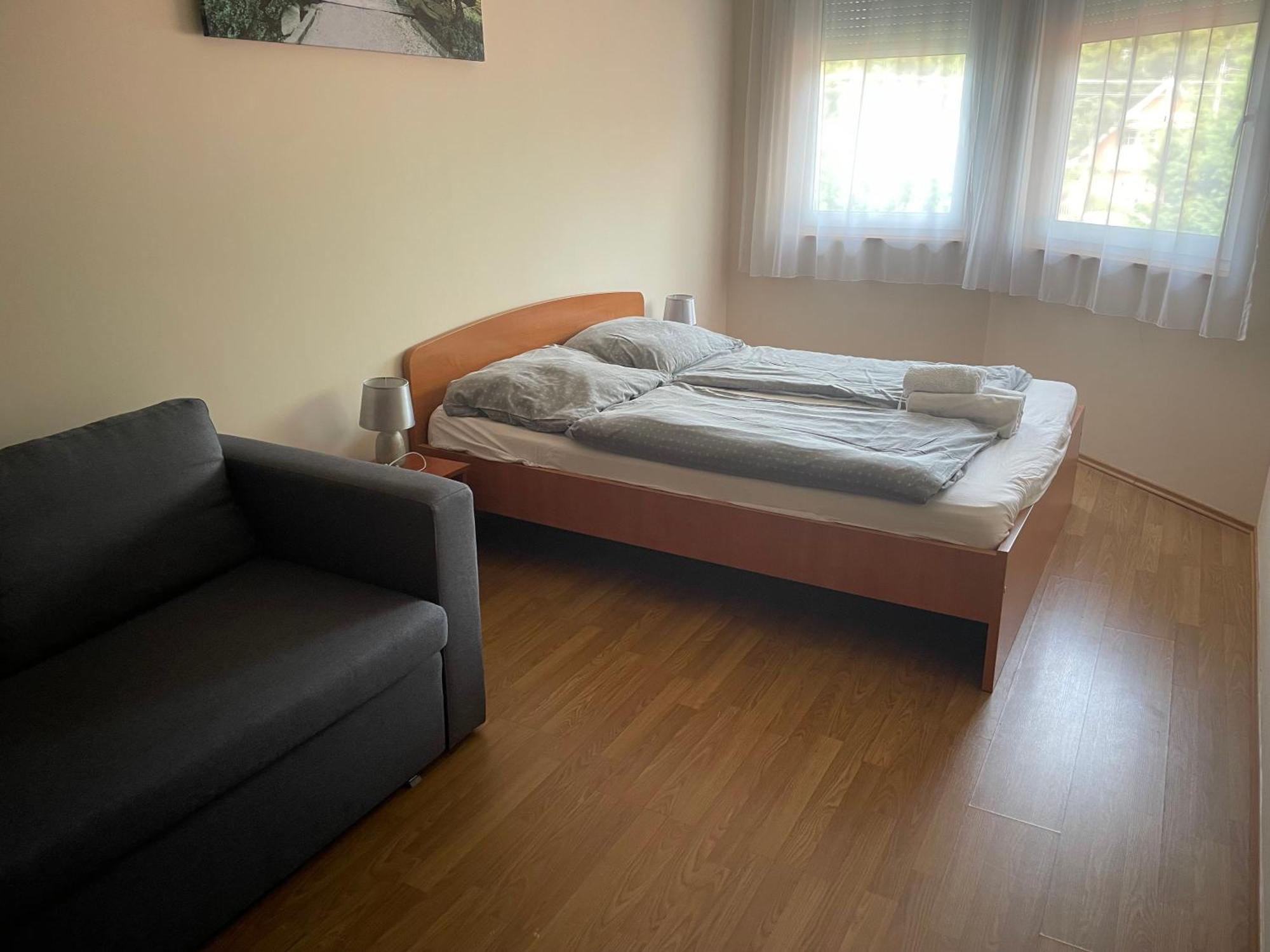 Happy Sun Medences Apartman Siofok Bagian luar foto