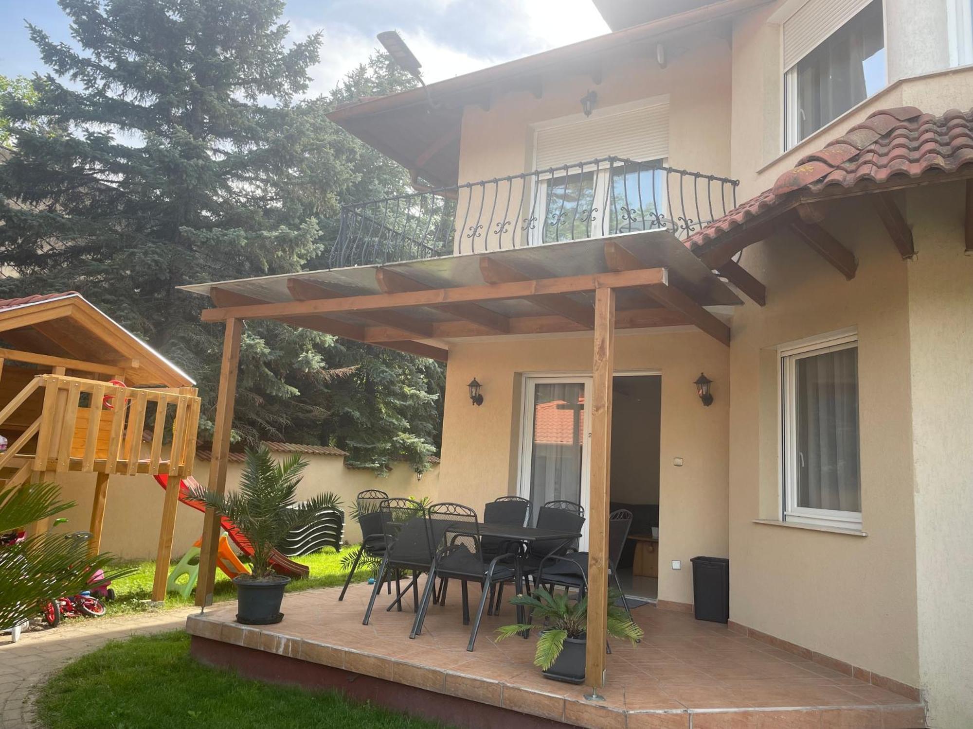 Happy Sun Medences Apartman Siofok Bagian luar foto