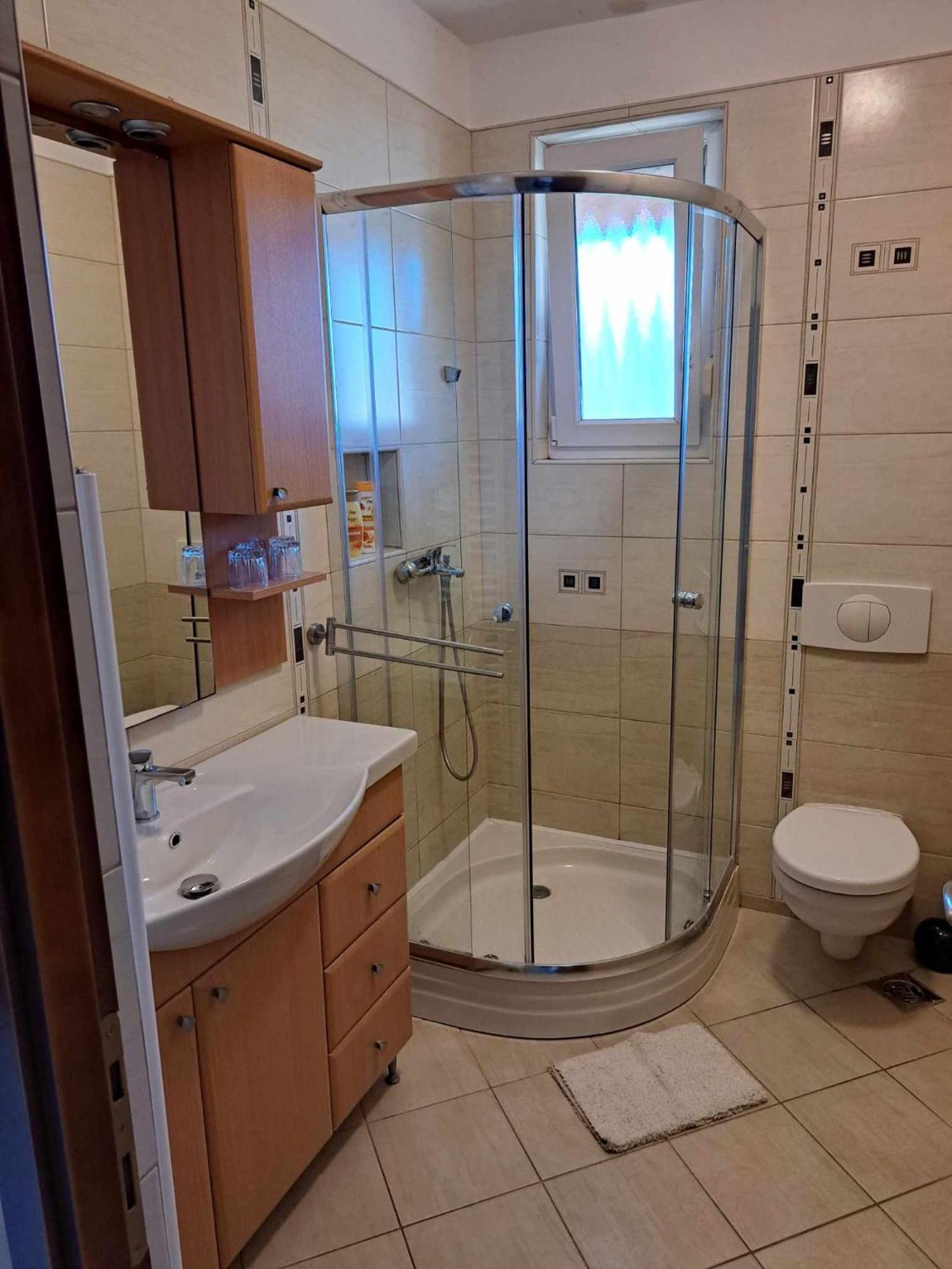Happy Sun Medences Apartman Siofok Bagian luar foto