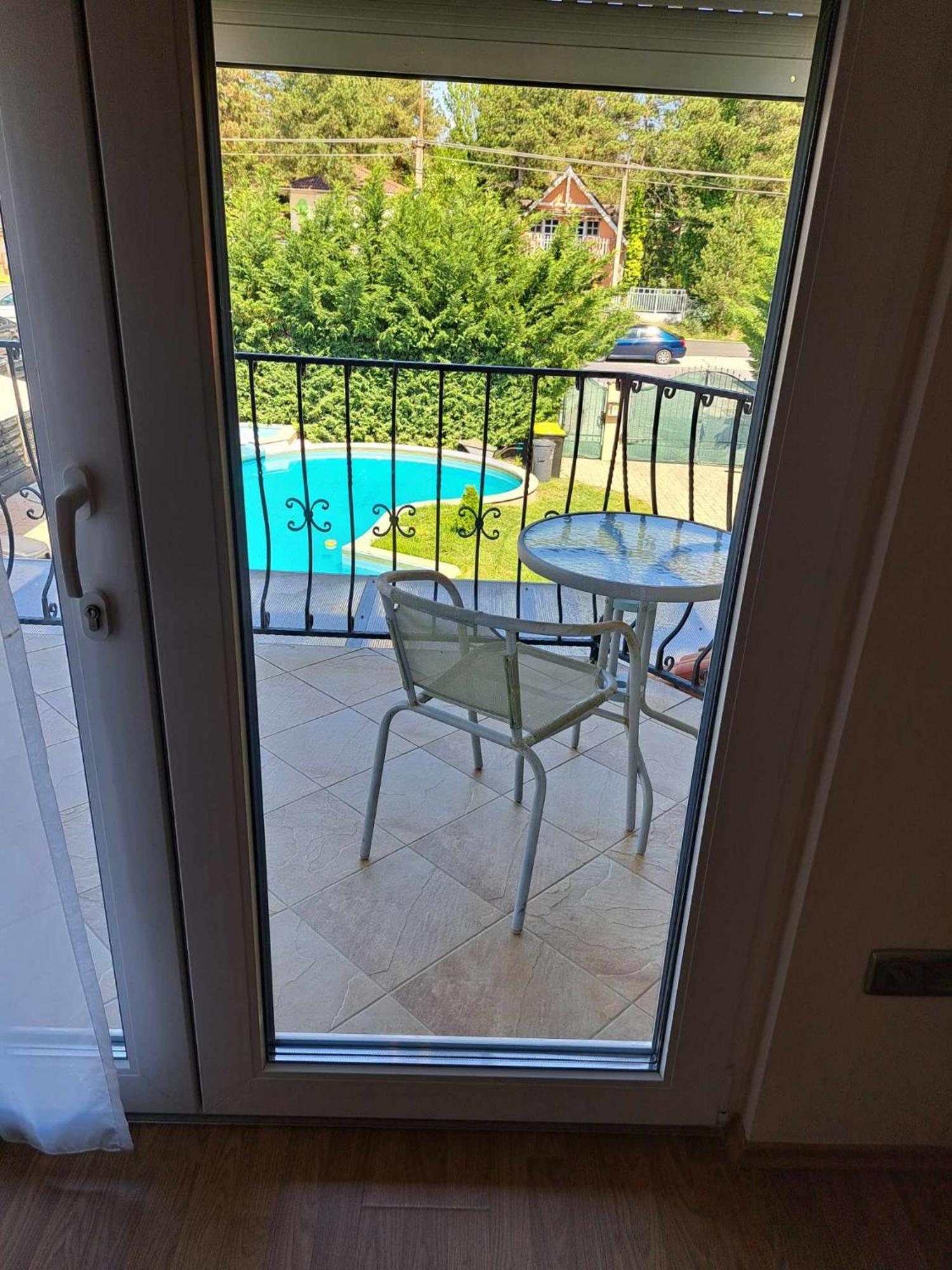 Happy Sun Medences Apartman Siofok Bagian luar foto