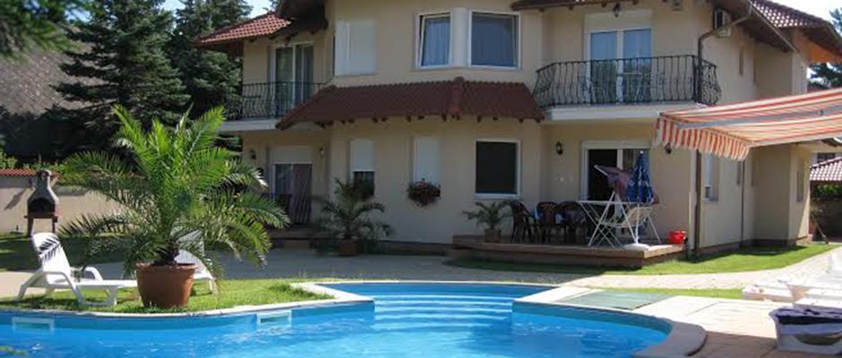 Happy Sun Medences Apartman Siofok Bagian luar foto