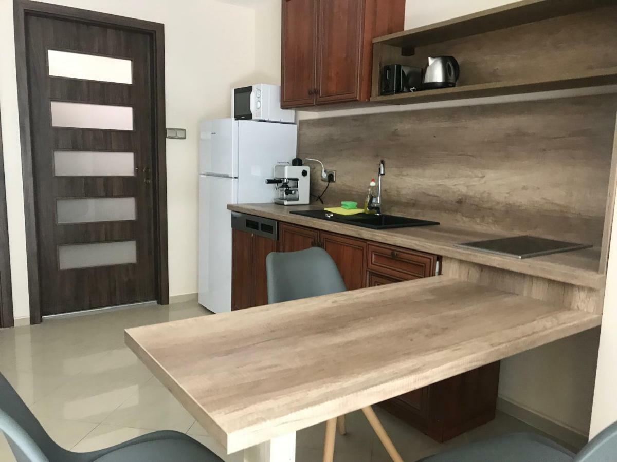Happy Sun Medences Apartman Siofok Bagian luar foto