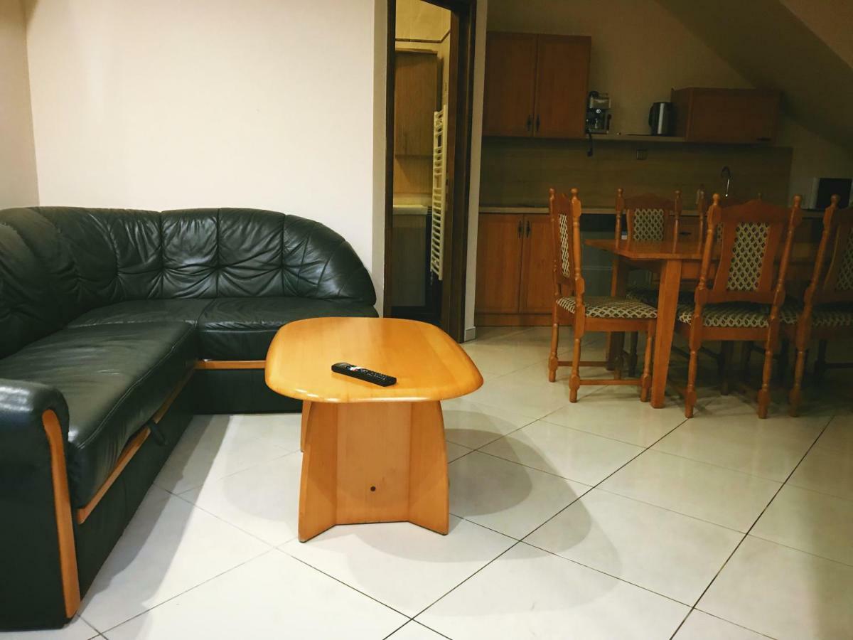 Happy Sun Medences Apartman Siofok Bagian luar foto